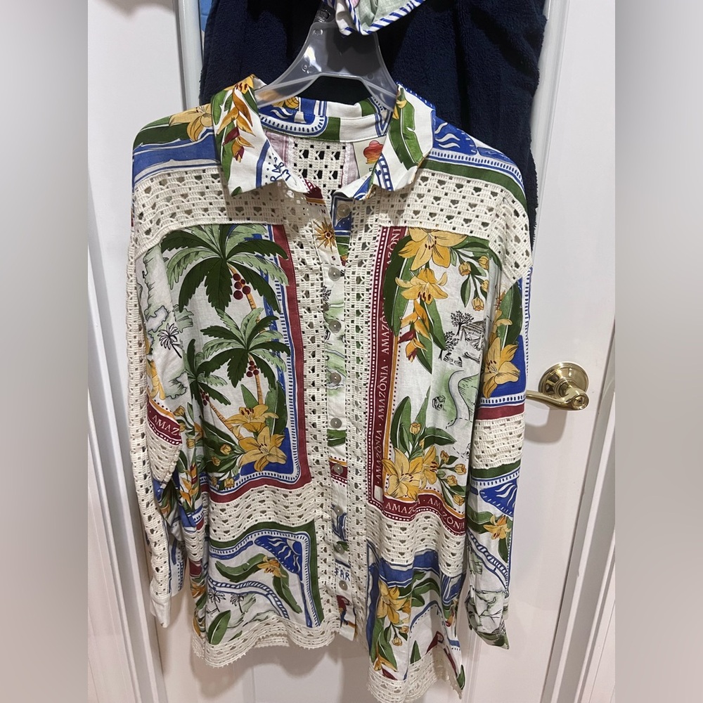 FARM Rio Colorful Botanical Button-Down Shirt - Picture 2 of 8